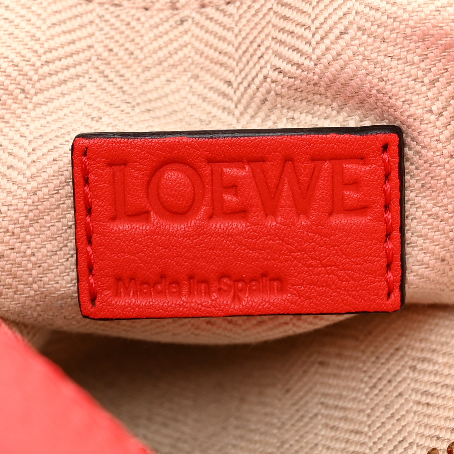Loewe Calfskin Medium Puzzle Bag Scarlet 6 of 10