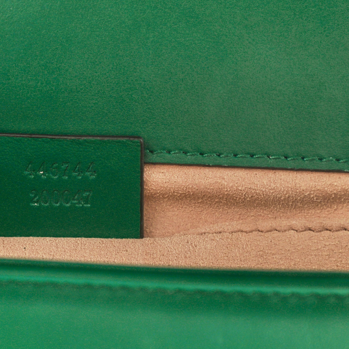 Calfskin Matelasse Mini GG Marmont Shoulder Bag Emerald Green