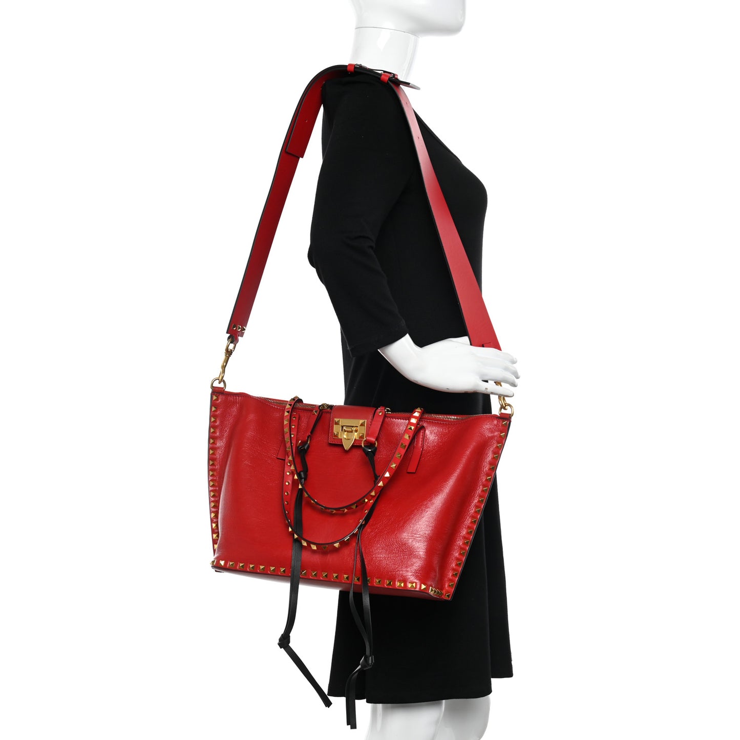 Grainy Calfskin Medium Rockstud Hype Tote Red
