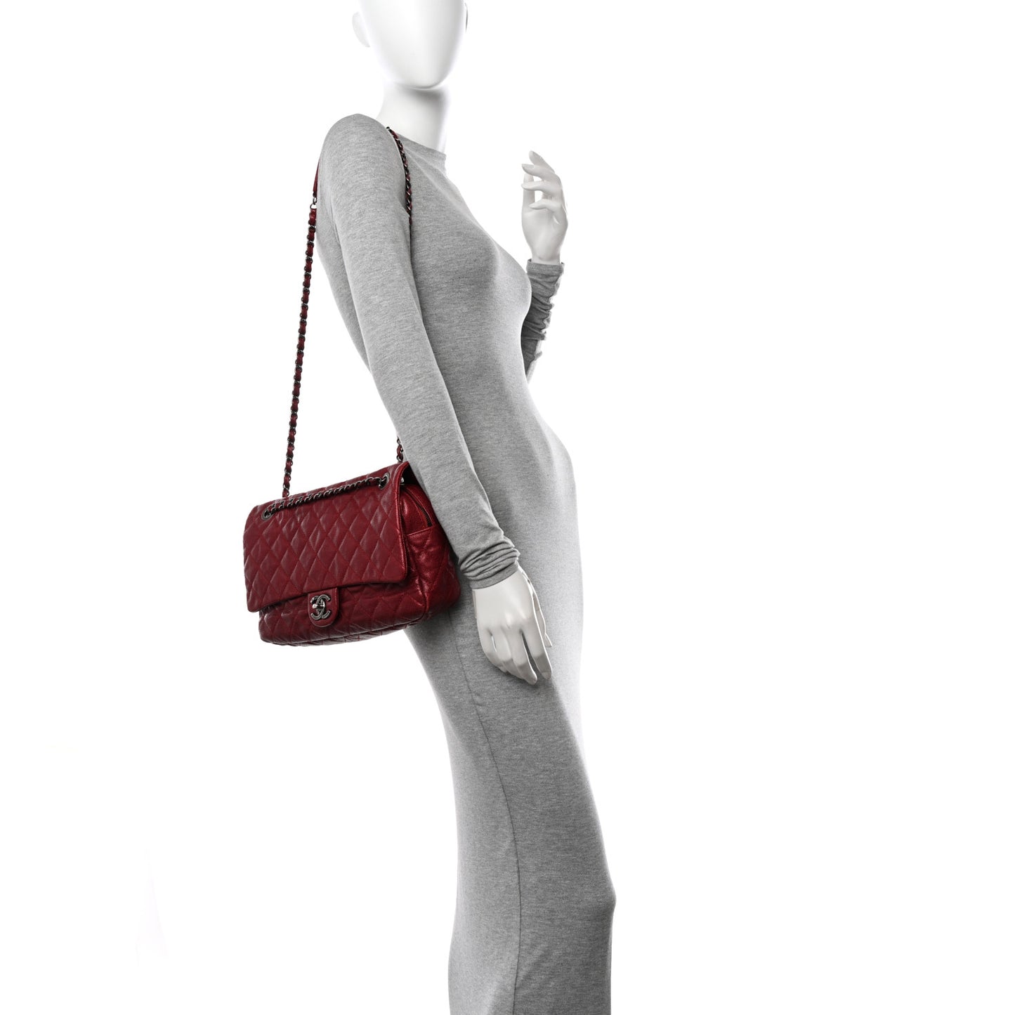 Iridescent Caviar Quilted Large Chic Flap Red