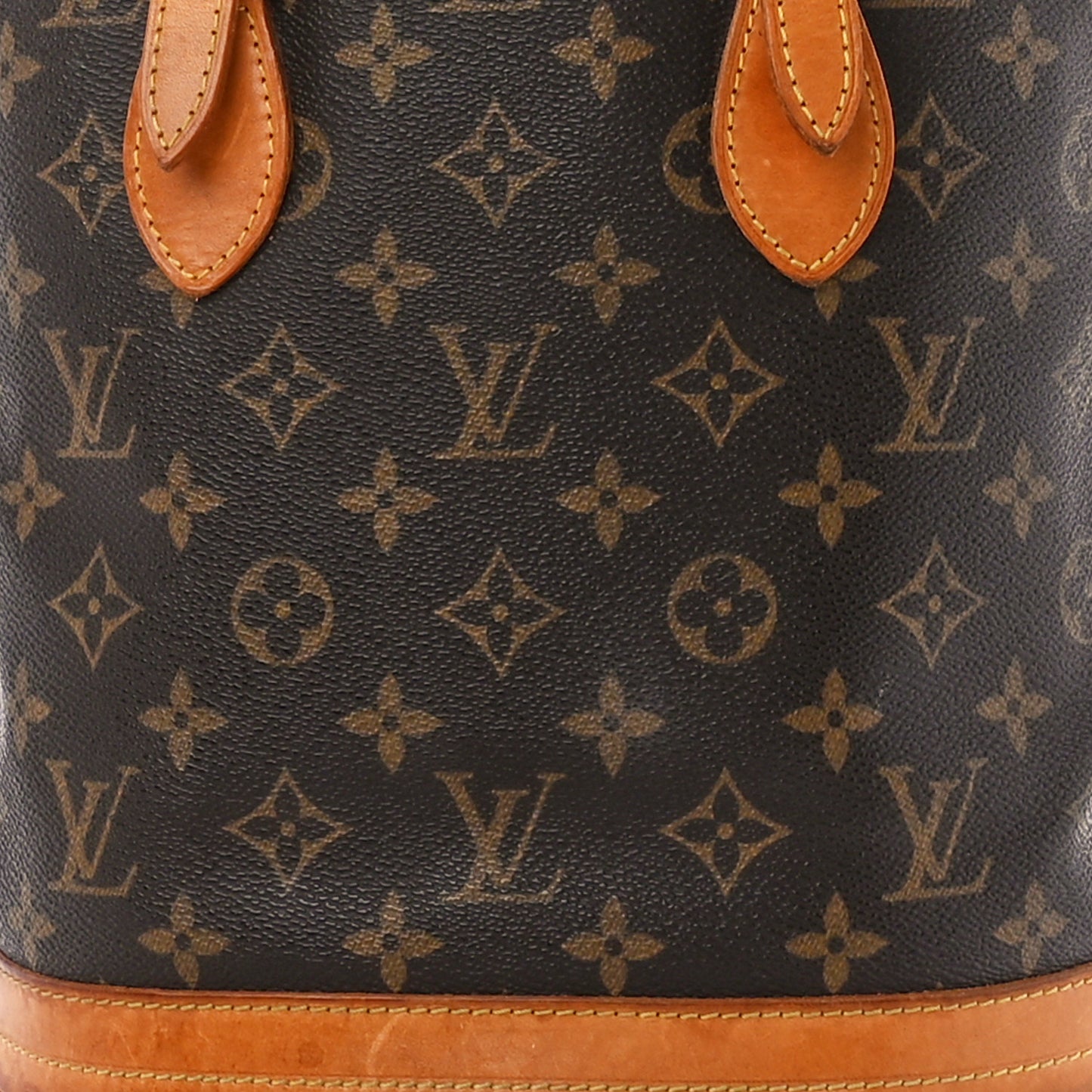 Monogram Petit Bucket 23