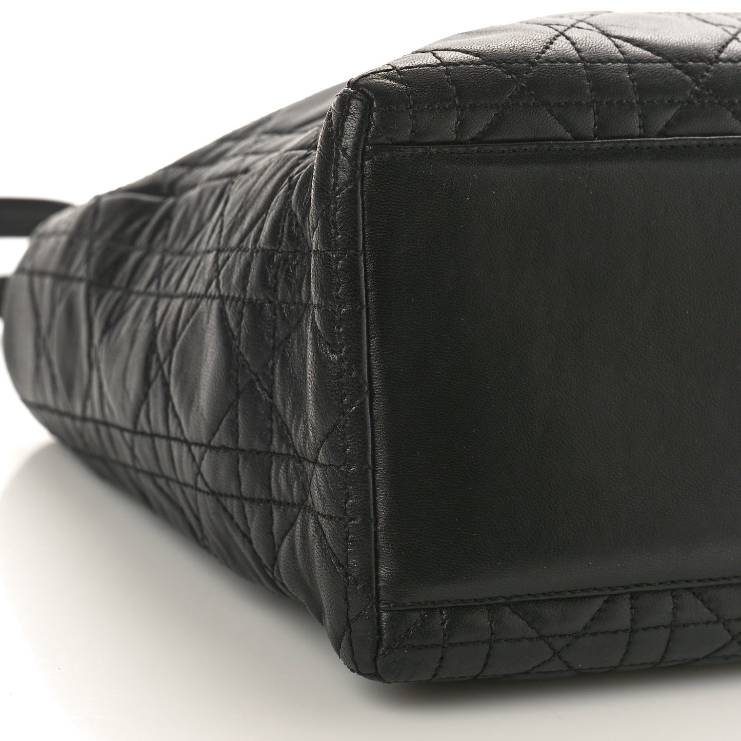 CHRISTIAN DIOR Lambskin Cannage Medium Lady Dior Black