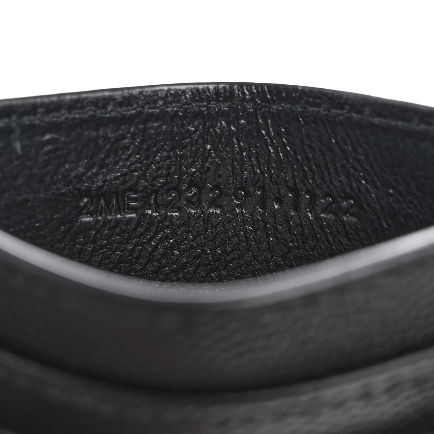 Grain De Poudre Matelasse Chevron Monogram Credit Card Case Black