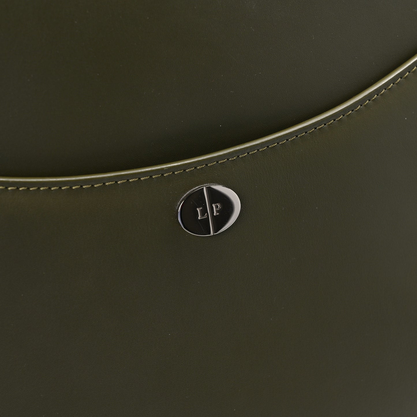 Grained Calfskin Fleur Crossbody Green