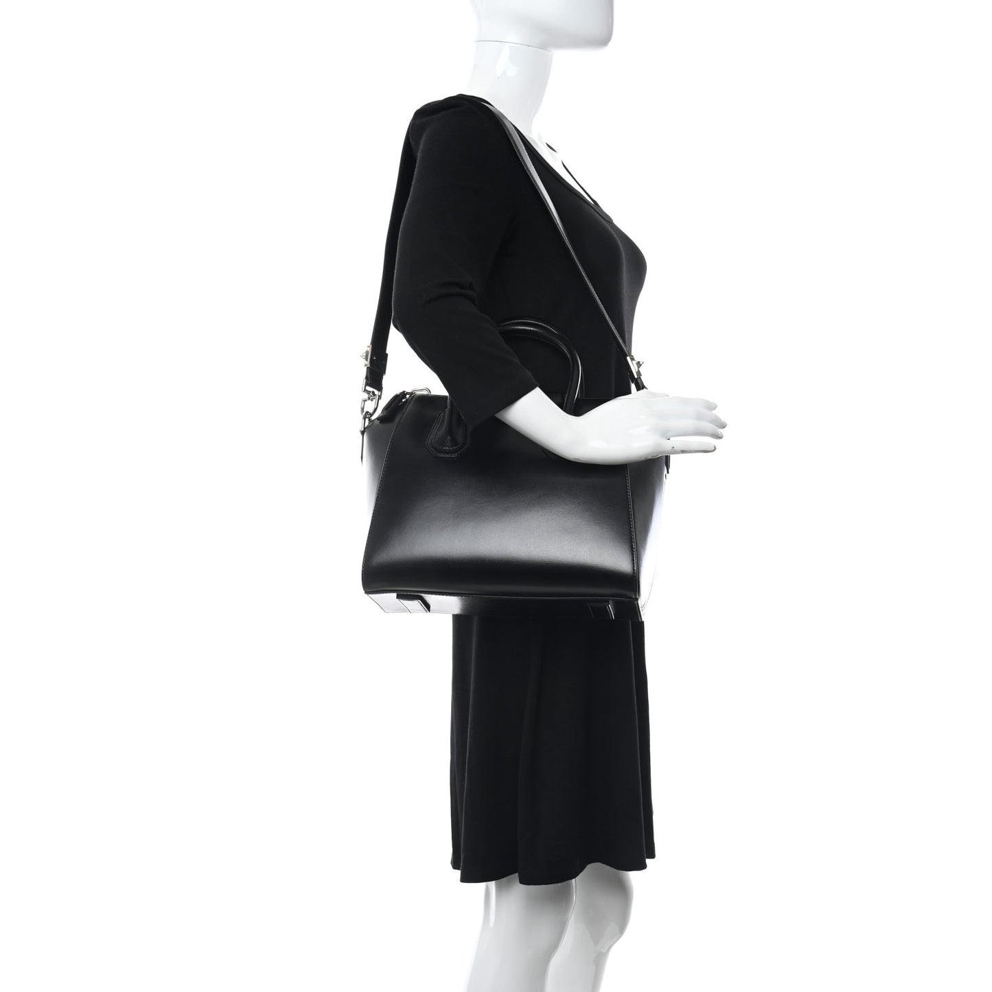 Shiny Lord Calfskin Small Antigona Black