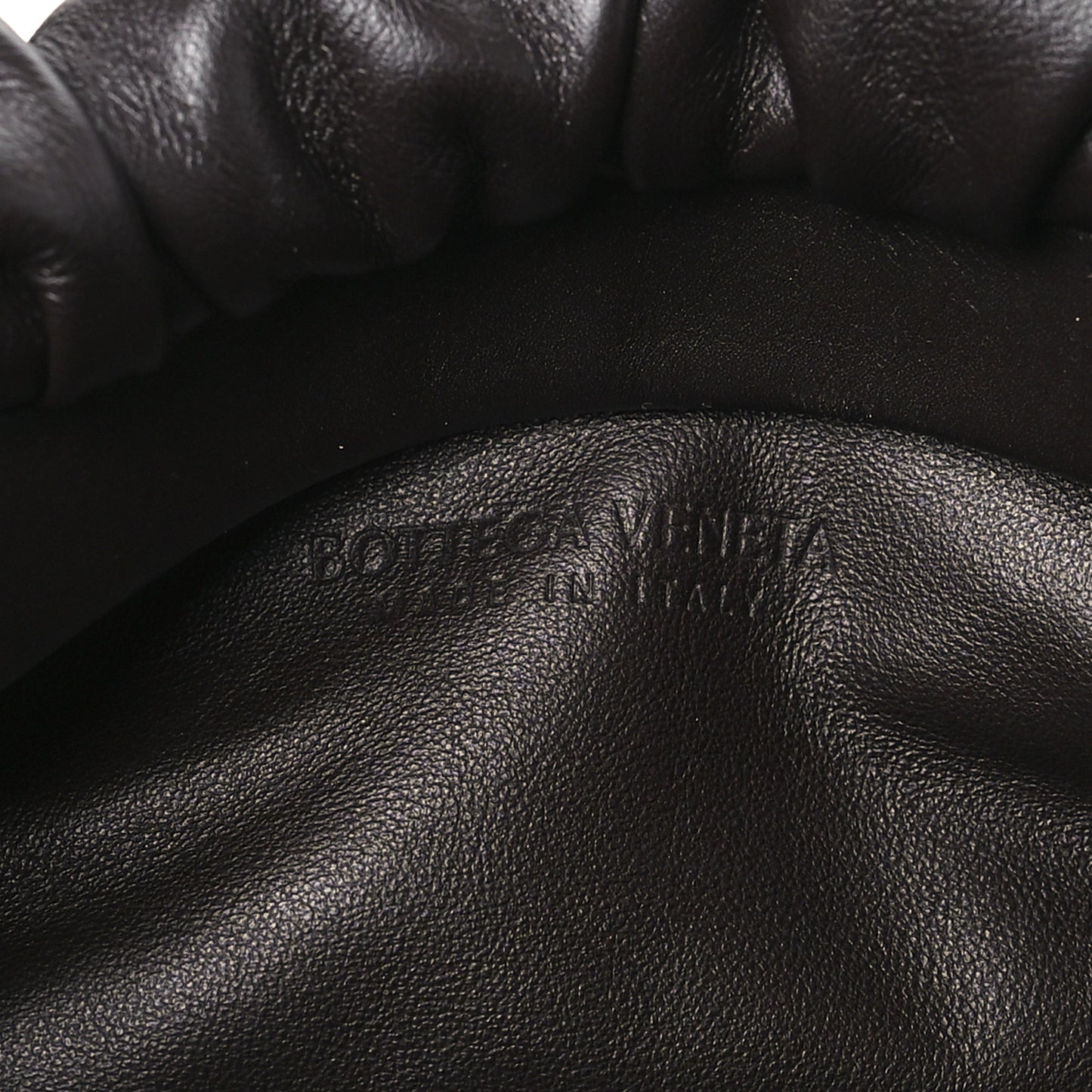 Calfskin The Pouch Chain Fondant