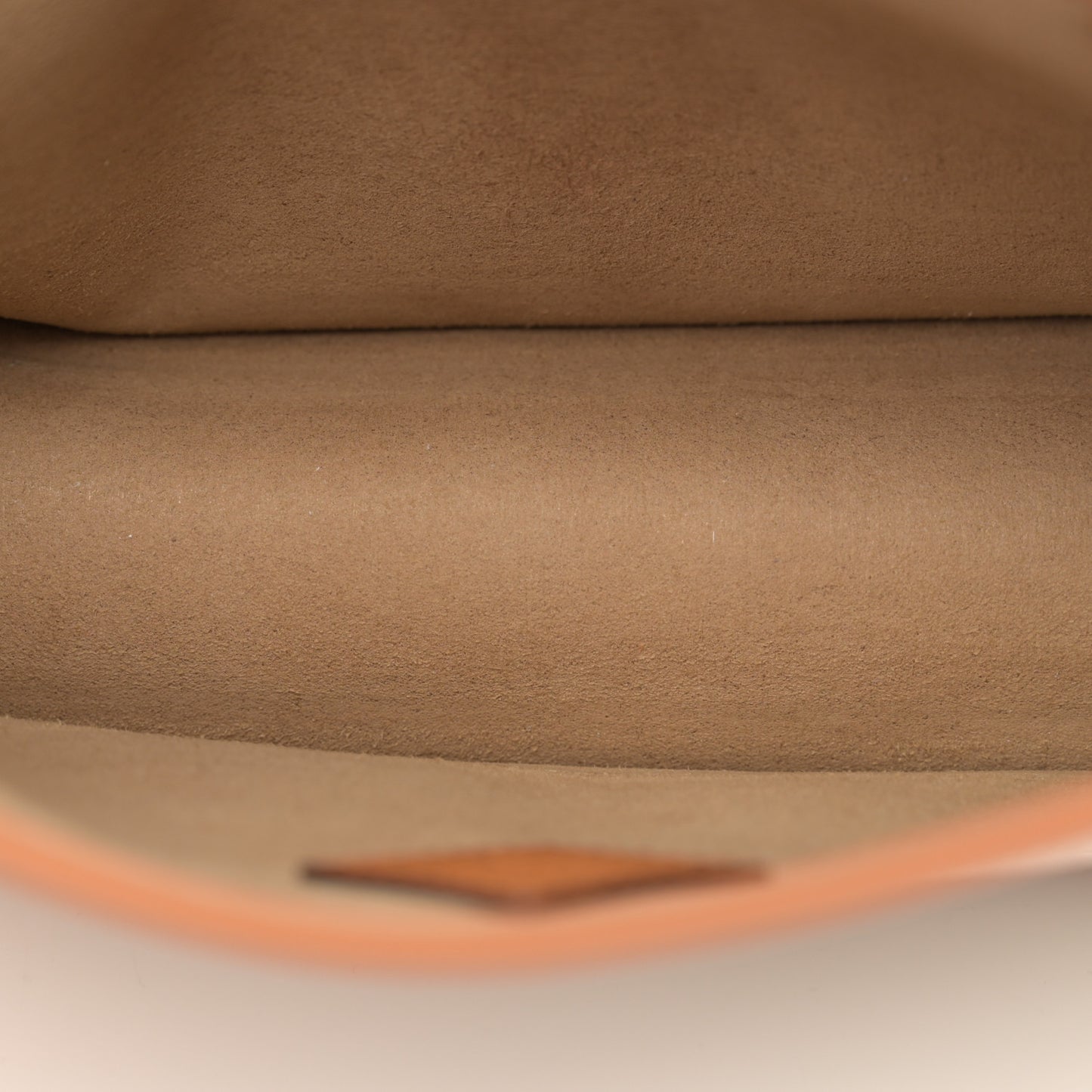 Lauretos Nappa Small Himmel Crossbody Oatmeal