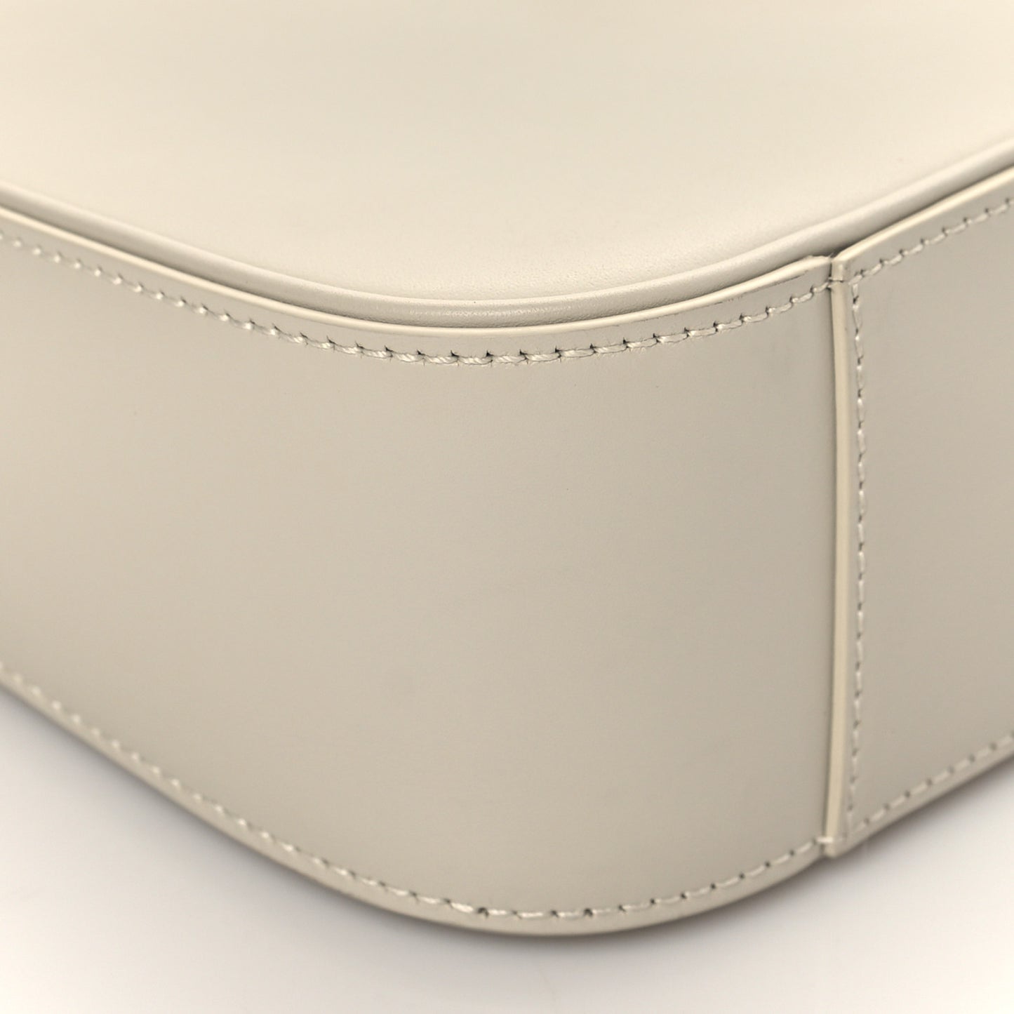 Smooth Calfskin Le 5 A 7 Hobo Blanc Vintage