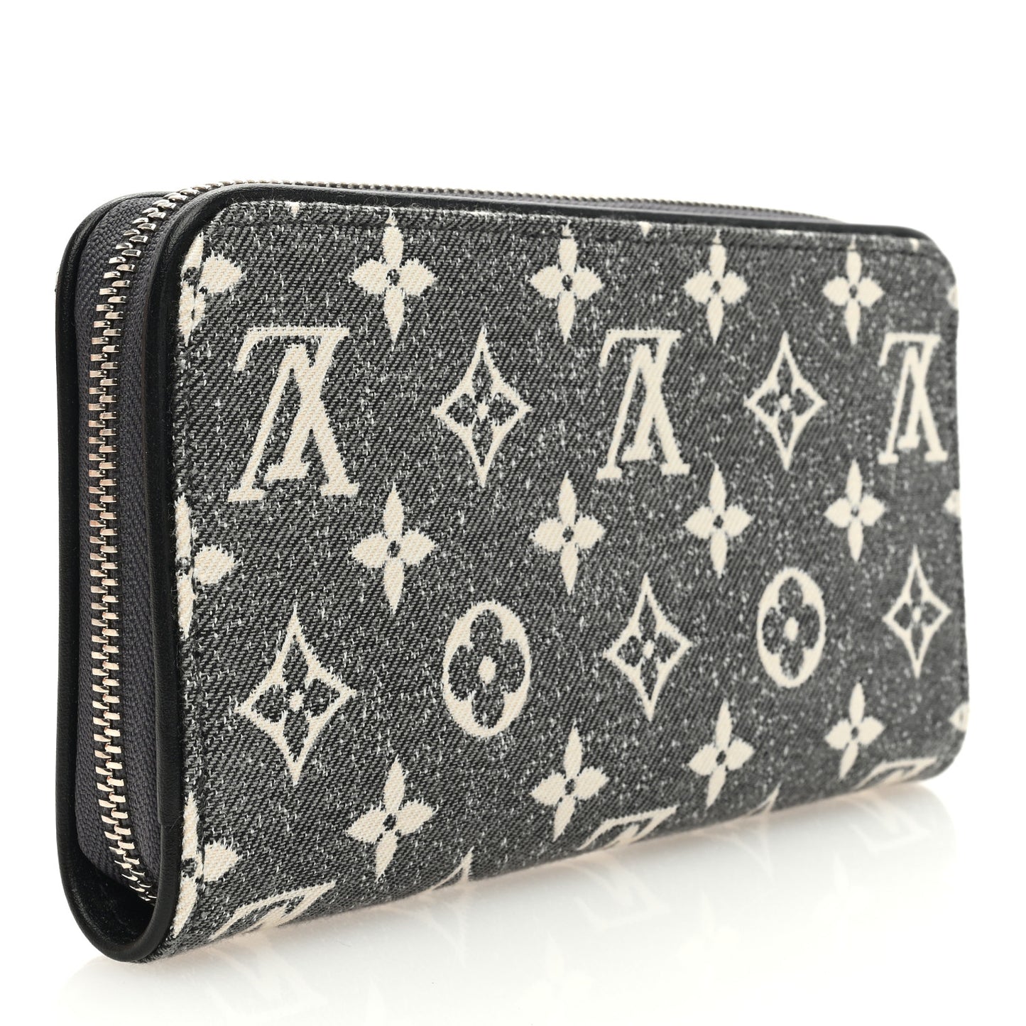 LOUIS VUITTON Denim Monogram Jacquard Zippy Wallet Grey