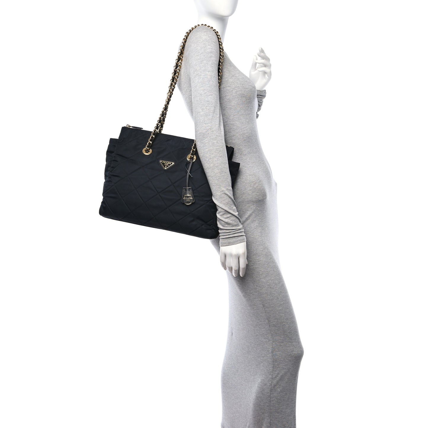 Re-Nylon Impuntu Quilted Re-Edition 1995 Chaine Medium Tote Bag Black