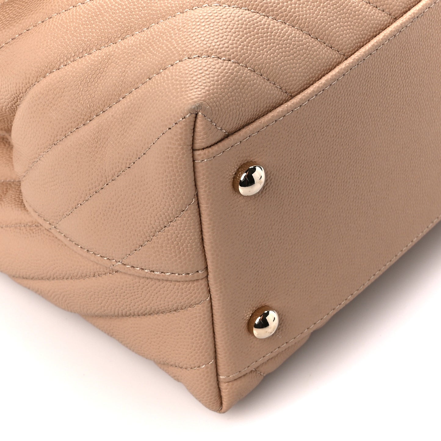Caviar Chevron Quilted Medium Coco Handle Flap Beige