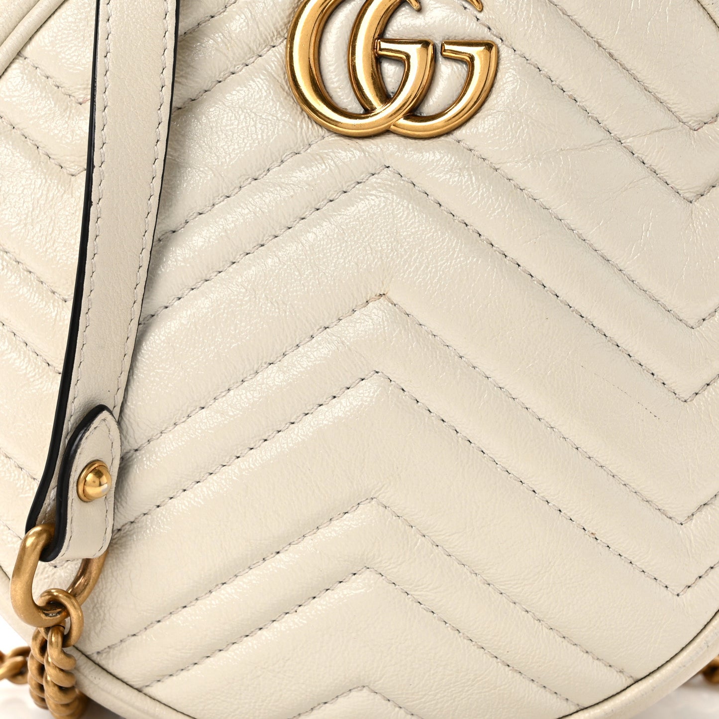 Calfskin Matelasse Mini GG Marmont Round Shoulder Bag White