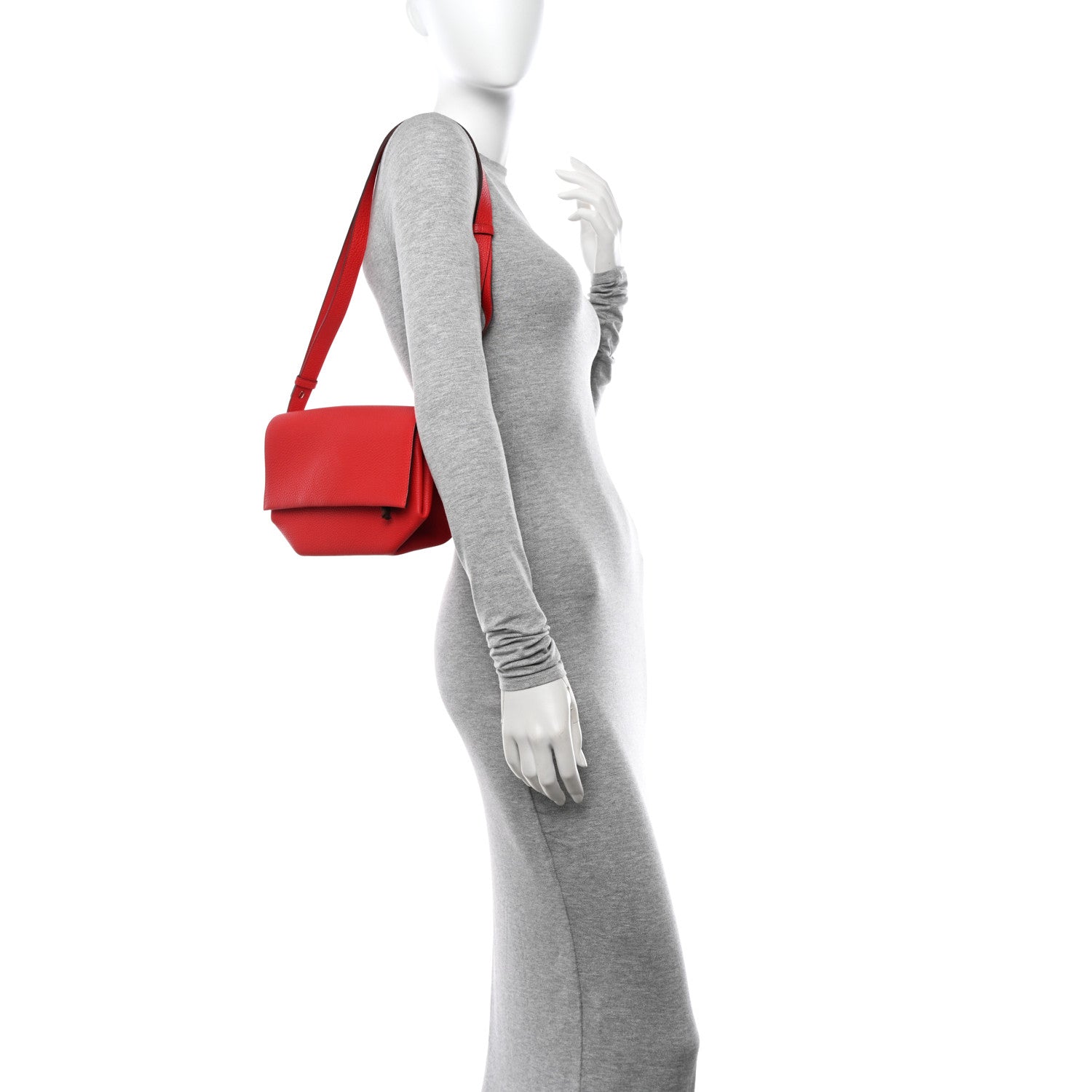 Hermes Taurillon Novillo Opli 24 Rouge de Coeur 3 of 10