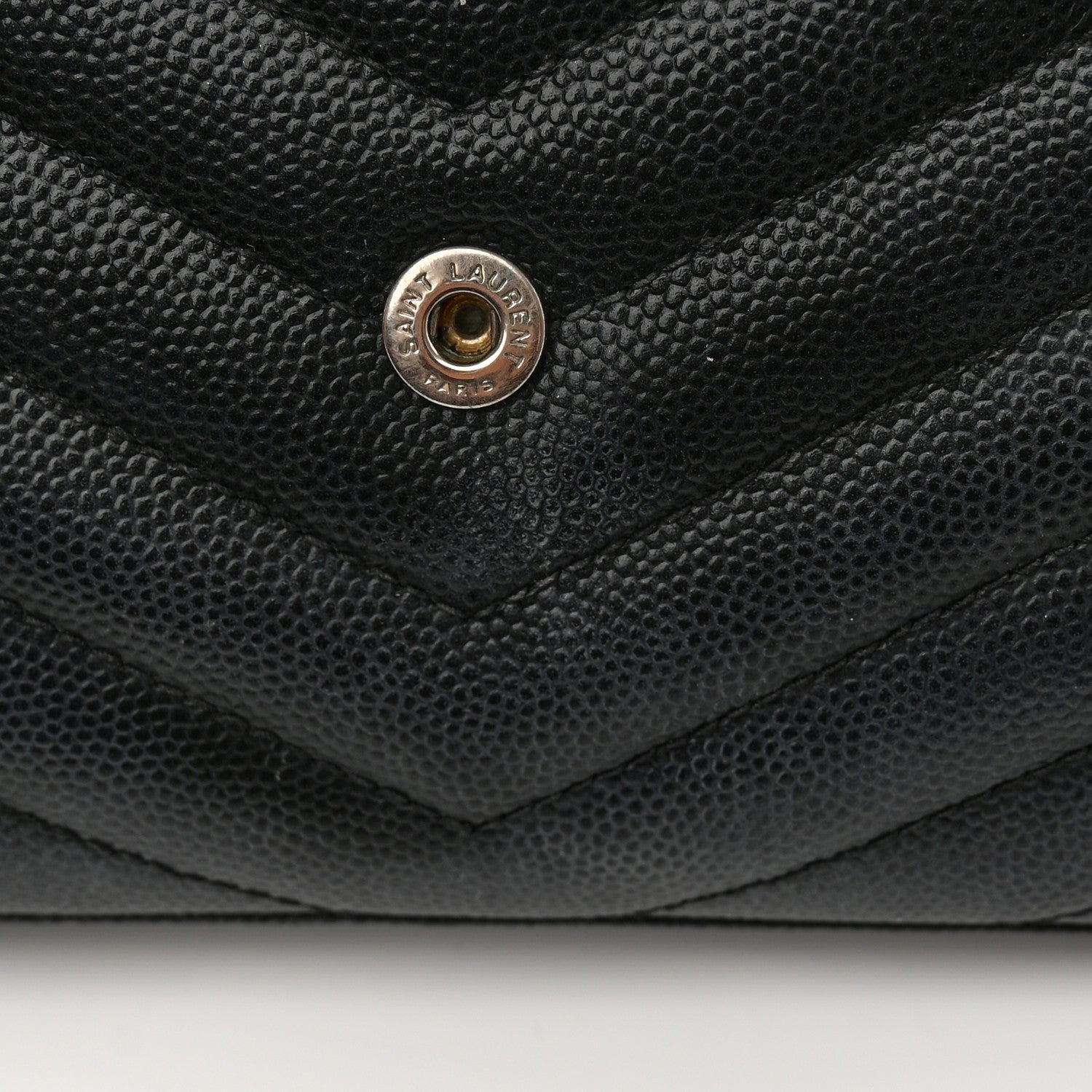 Saint Laurent Grain De Poudre Matelasse Chevron Monogram Chain Wallet Black 17 of 18