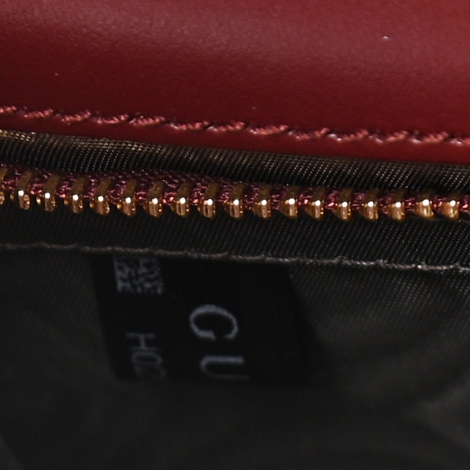 Gucci Smooth Calfskin Small Zumi Shoulder Bag Vintage Bordeaux 7 of 15