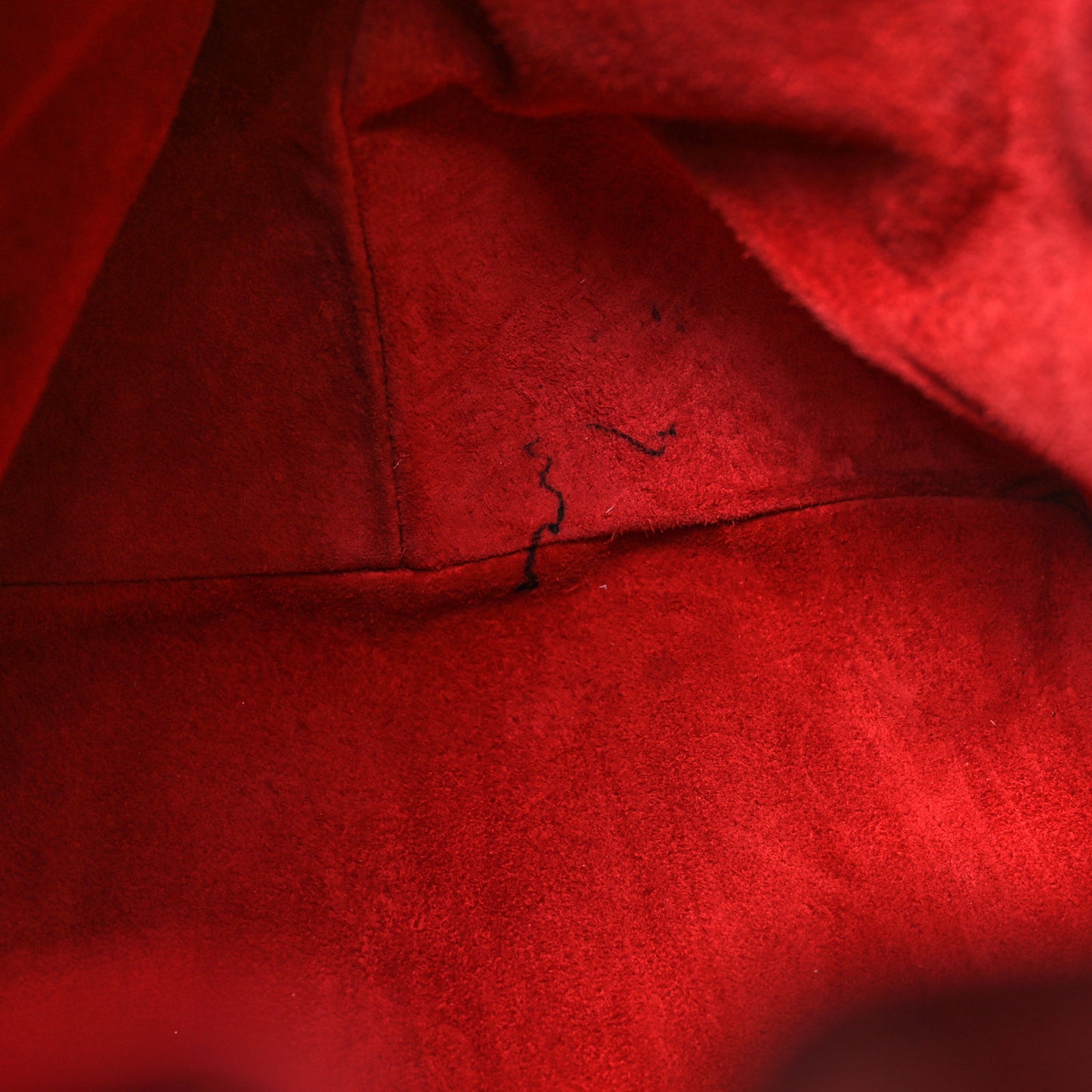 Calfskin Large Emmanuelle Bucket Bag Lipstick Red