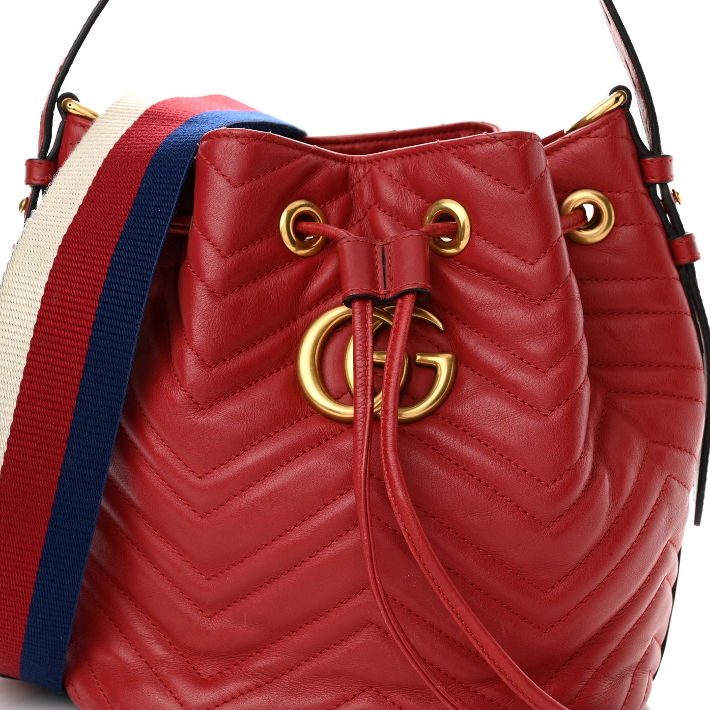 Calfskin Matelasse Sylvie Web GG Marmont Bucket Bag Hibiscus Red