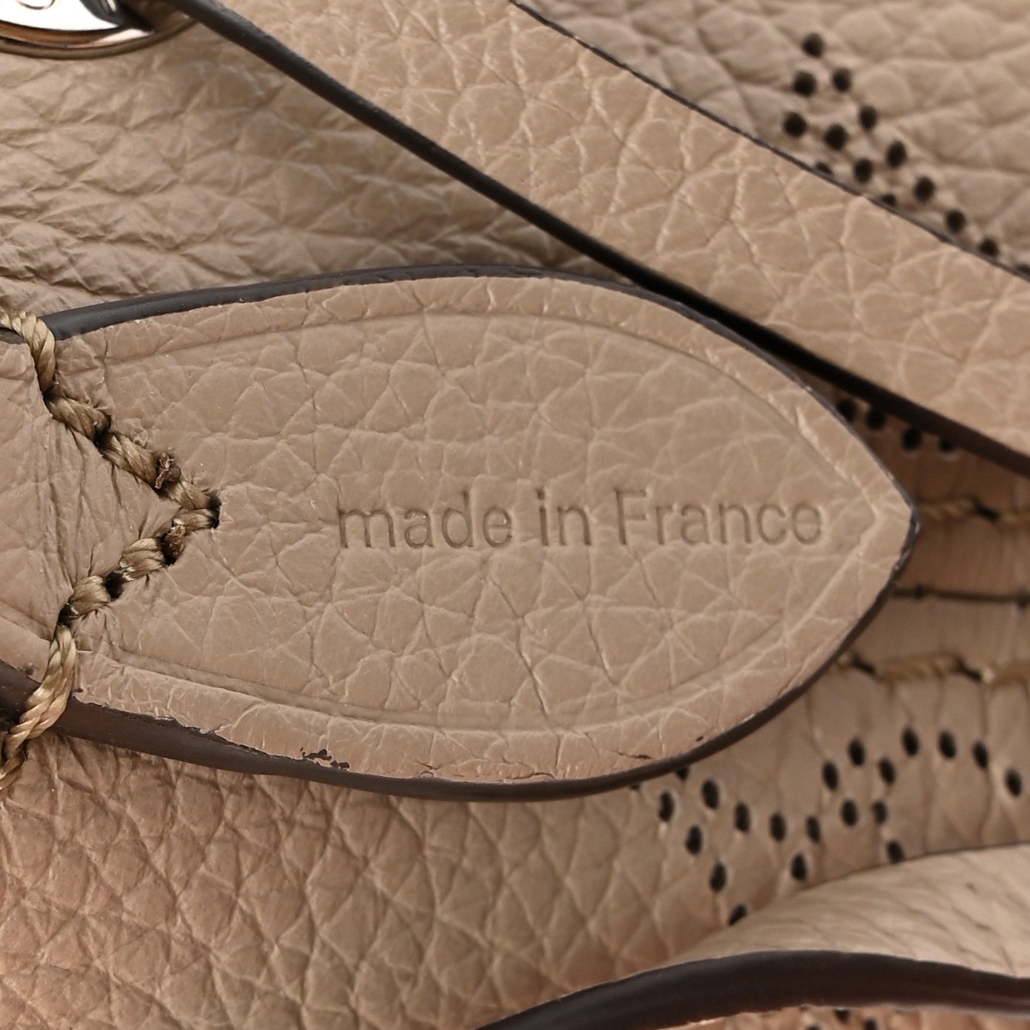 Louis Vuitton Mahina Bella Galet 6 of 11