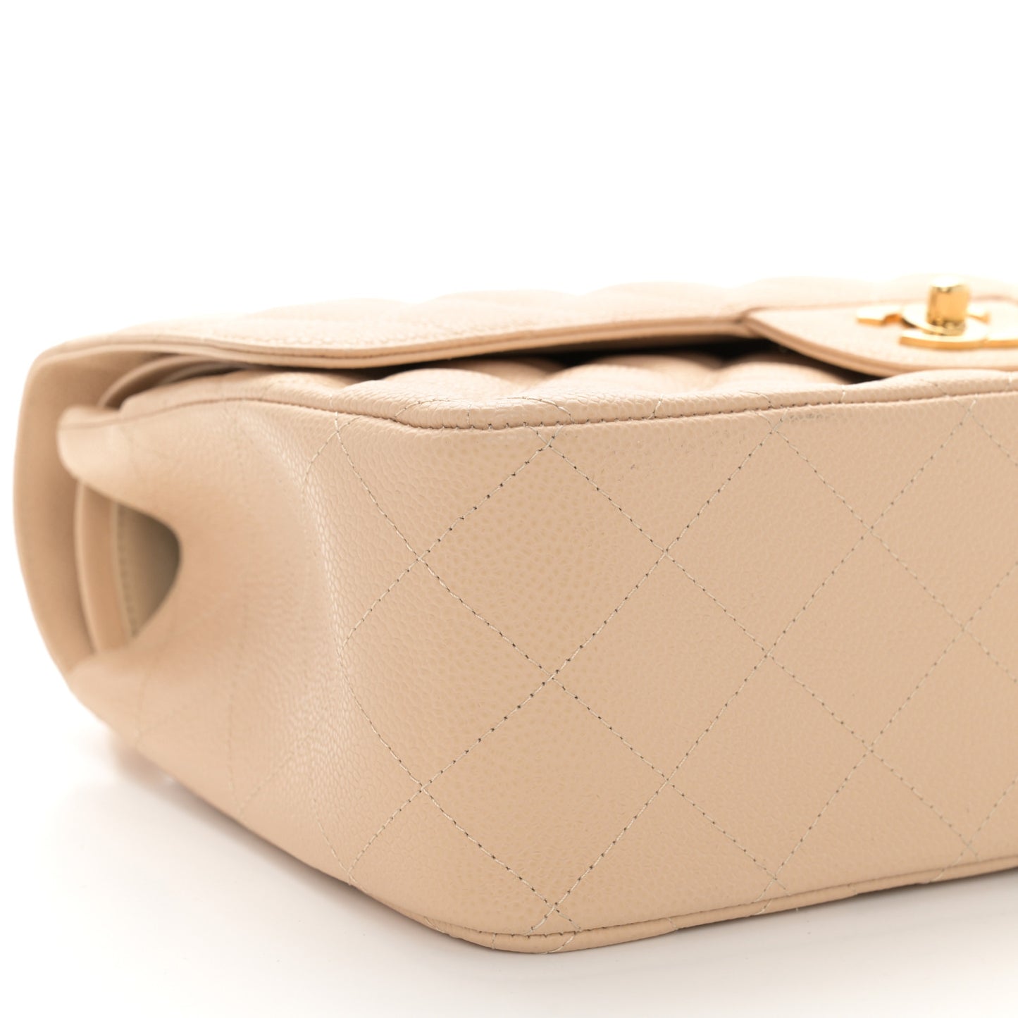 Caviar Quilted Jumbo Double Flap Beige Clair