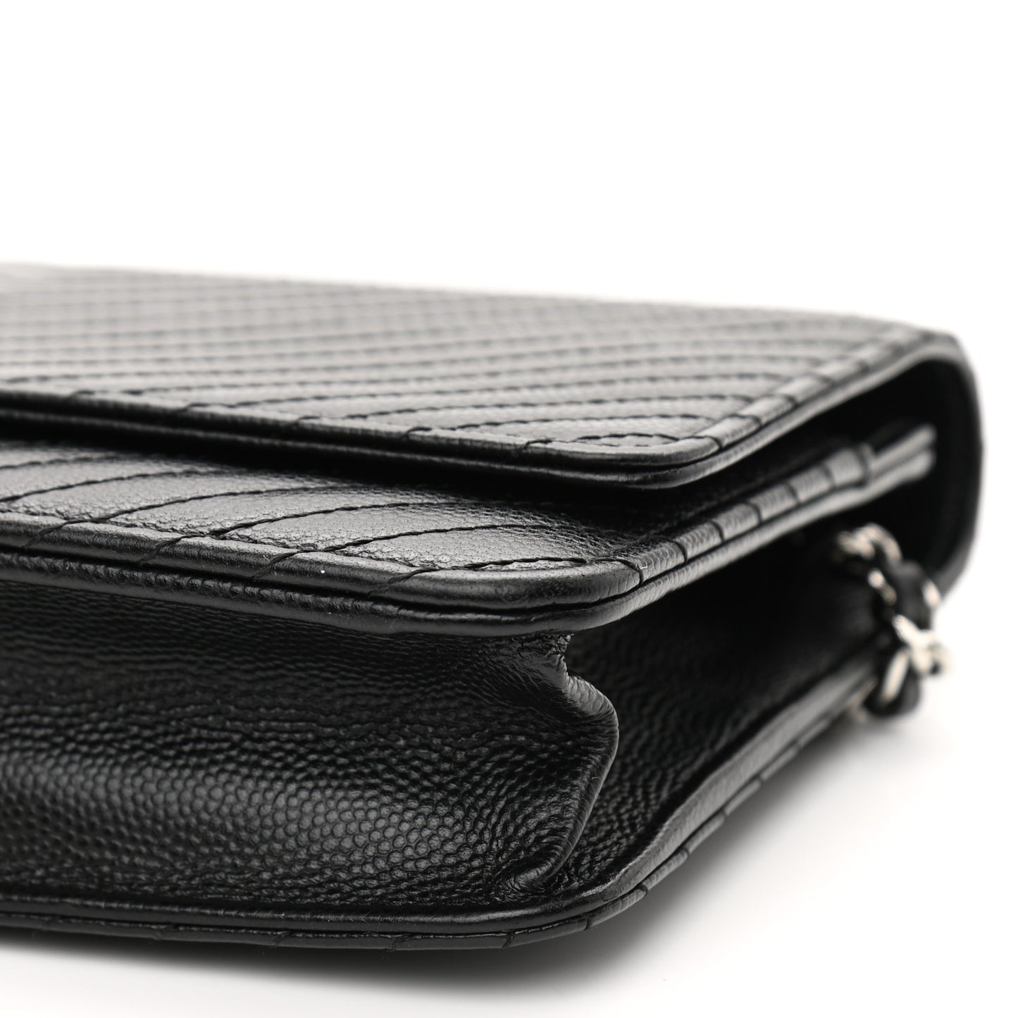 Caviar Chevron Quilted Wallet On Chain WOC Black