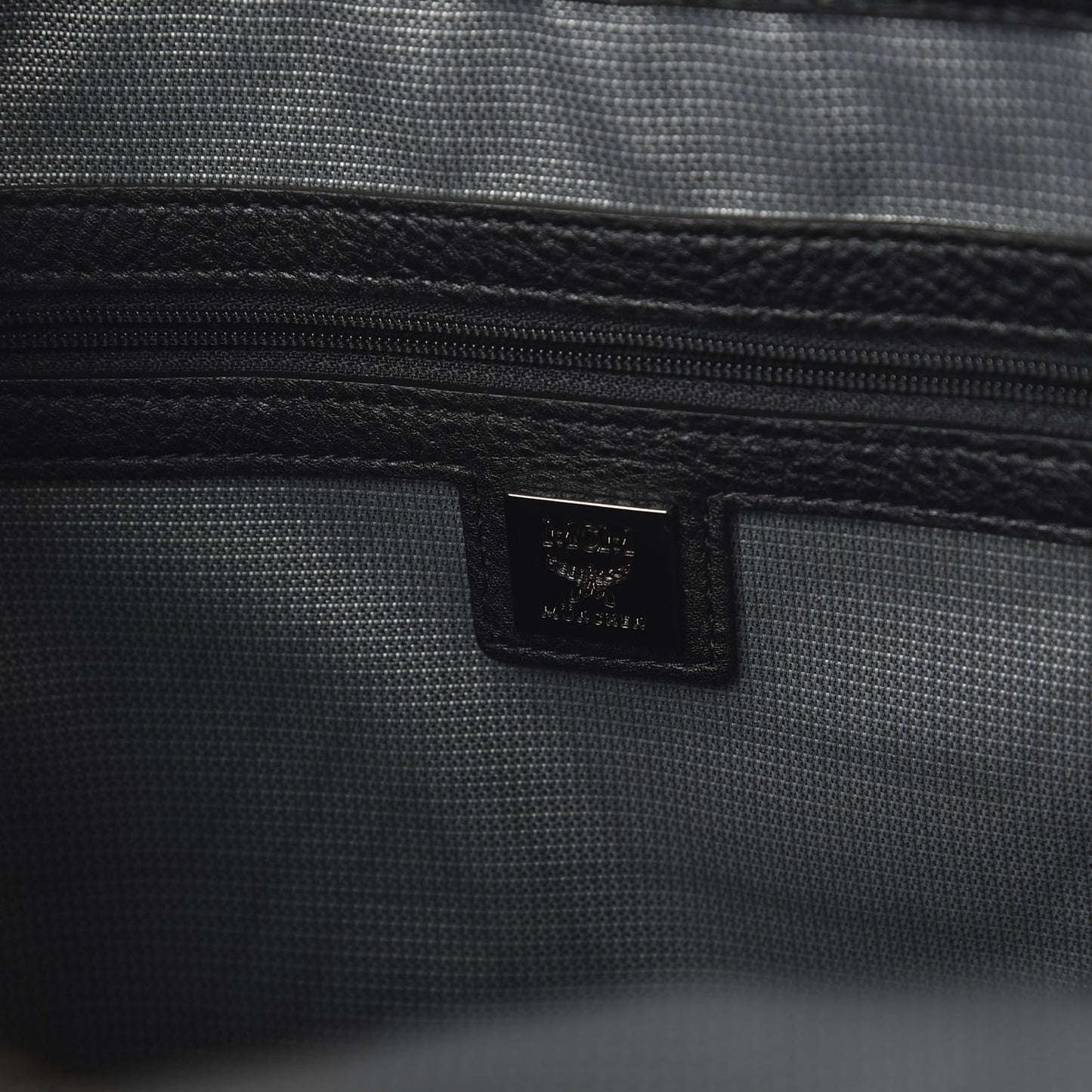 Visetos Medium Side Studs Stark Backpack Black