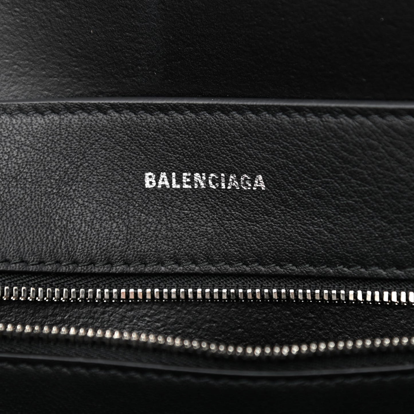 Calfskin XS Everyday Tote Balenciaga Grey Black