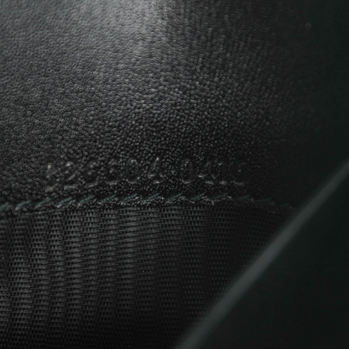 Calfskin Tuc Ipad Case Black