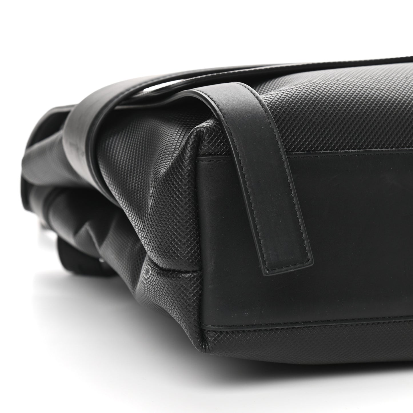 Textured Calfskin Messenger Crossbody Bag Black