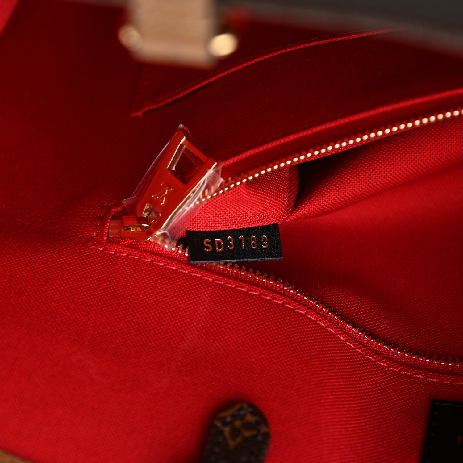 Louis Vuitton Reverse Monogram Giant Onthego GM 8 of 11