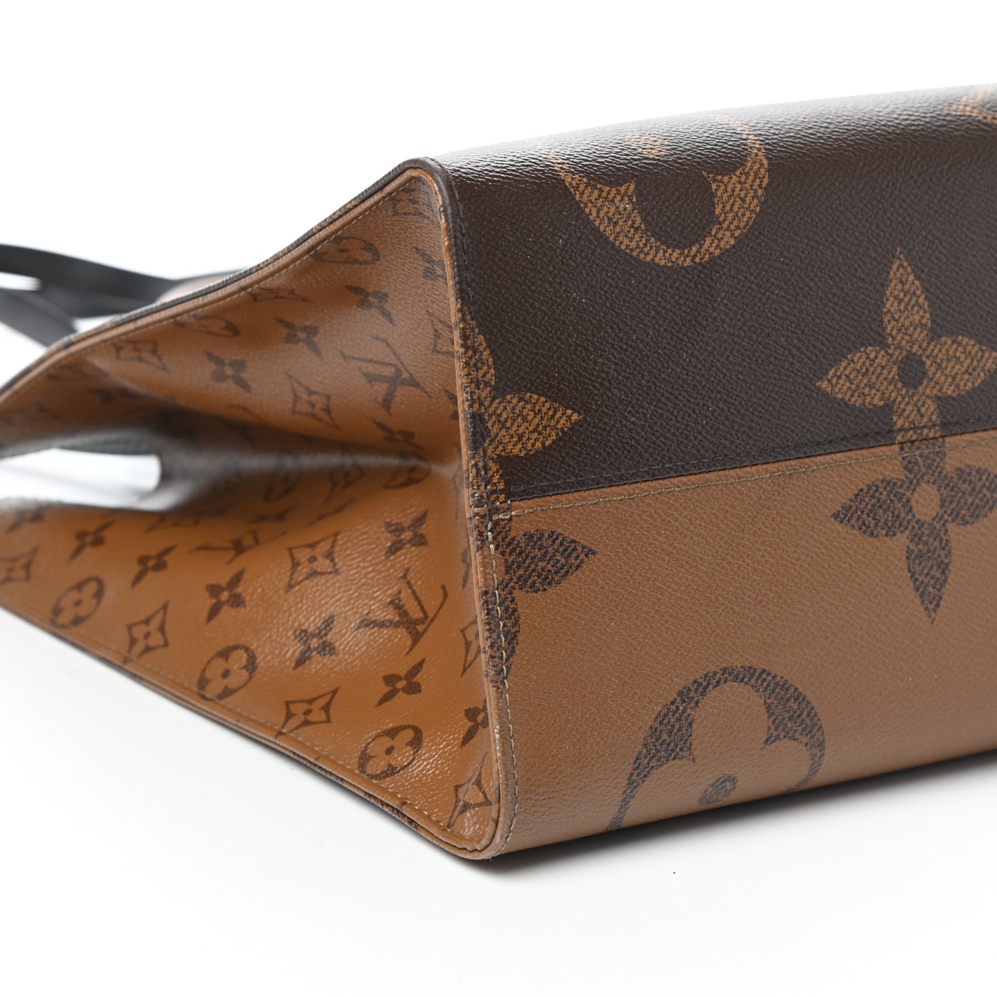 Reverse Monogram Giant Onthego GM