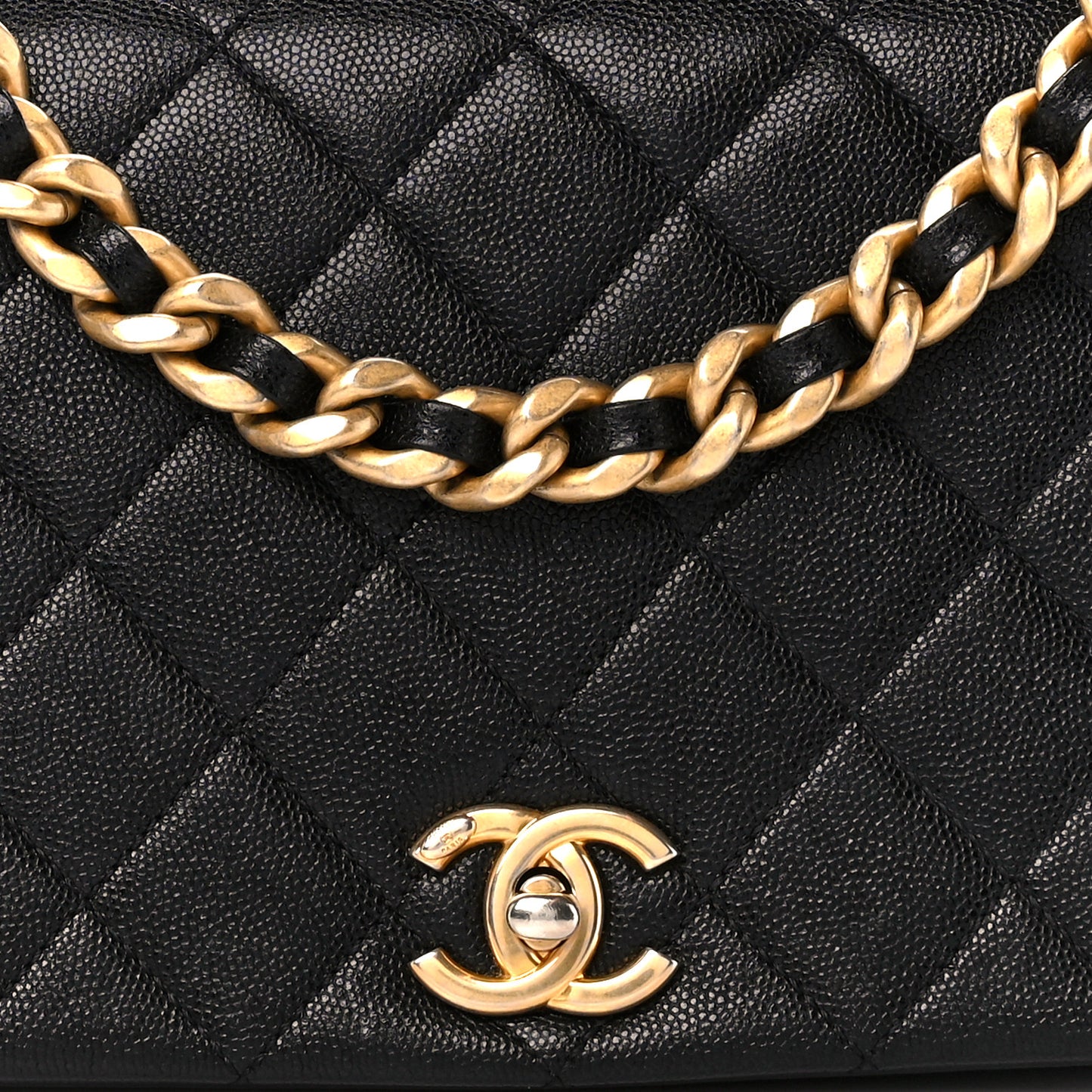 Caviar Quilted Medium Fashion Therapy Flap Bag Black