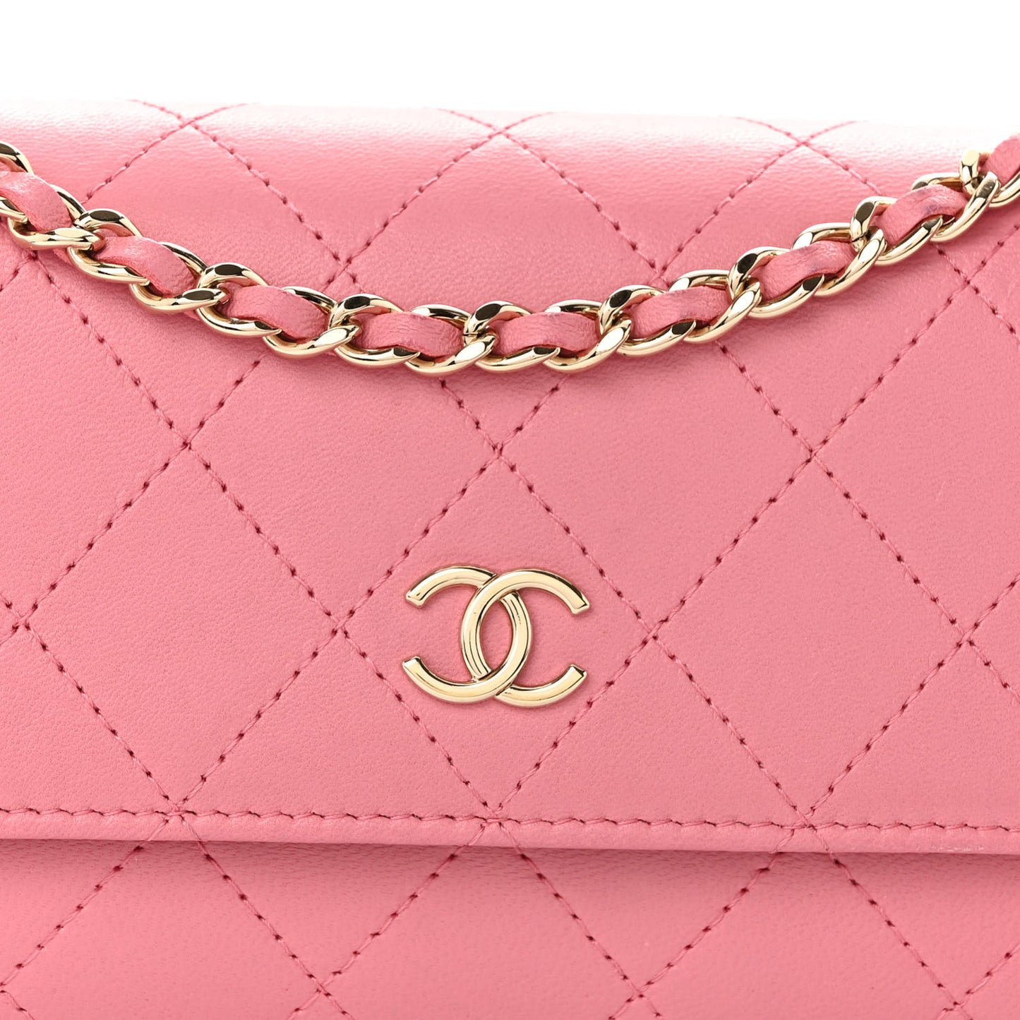 Lambskin Quilted Chain Around Clutch On Chain Pink