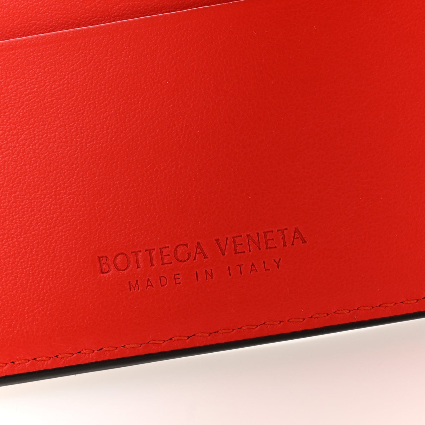Nappa Maxi Intrecciato Bi-Fold Wallet Ebene Red