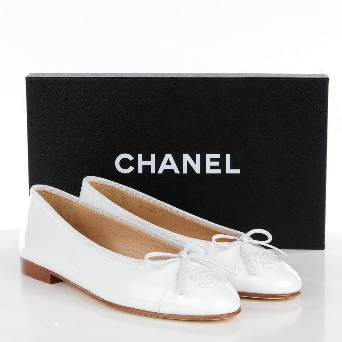 Patent CC Cap Toe Ballerina Flats 37.5 White