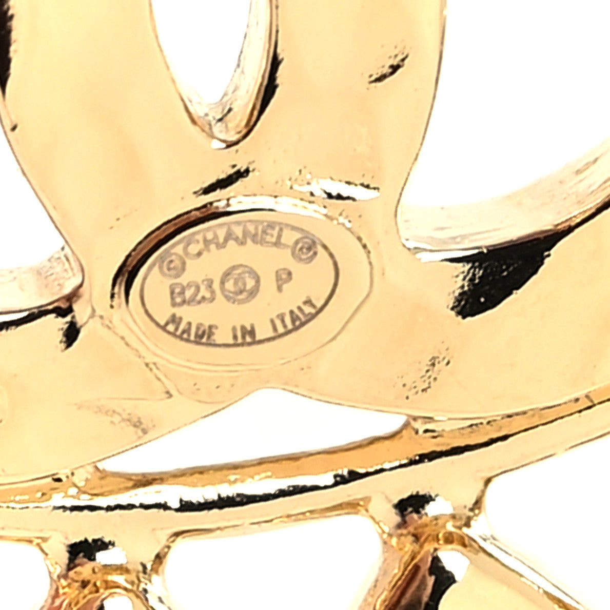 Metal Crystal CC Drop Heart Link Earrings Gold