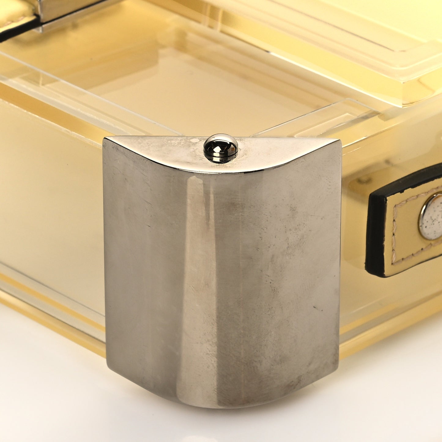 Plexiglass Vitello Cover Sfumato Mini Baguette Trunk Banana Transparent