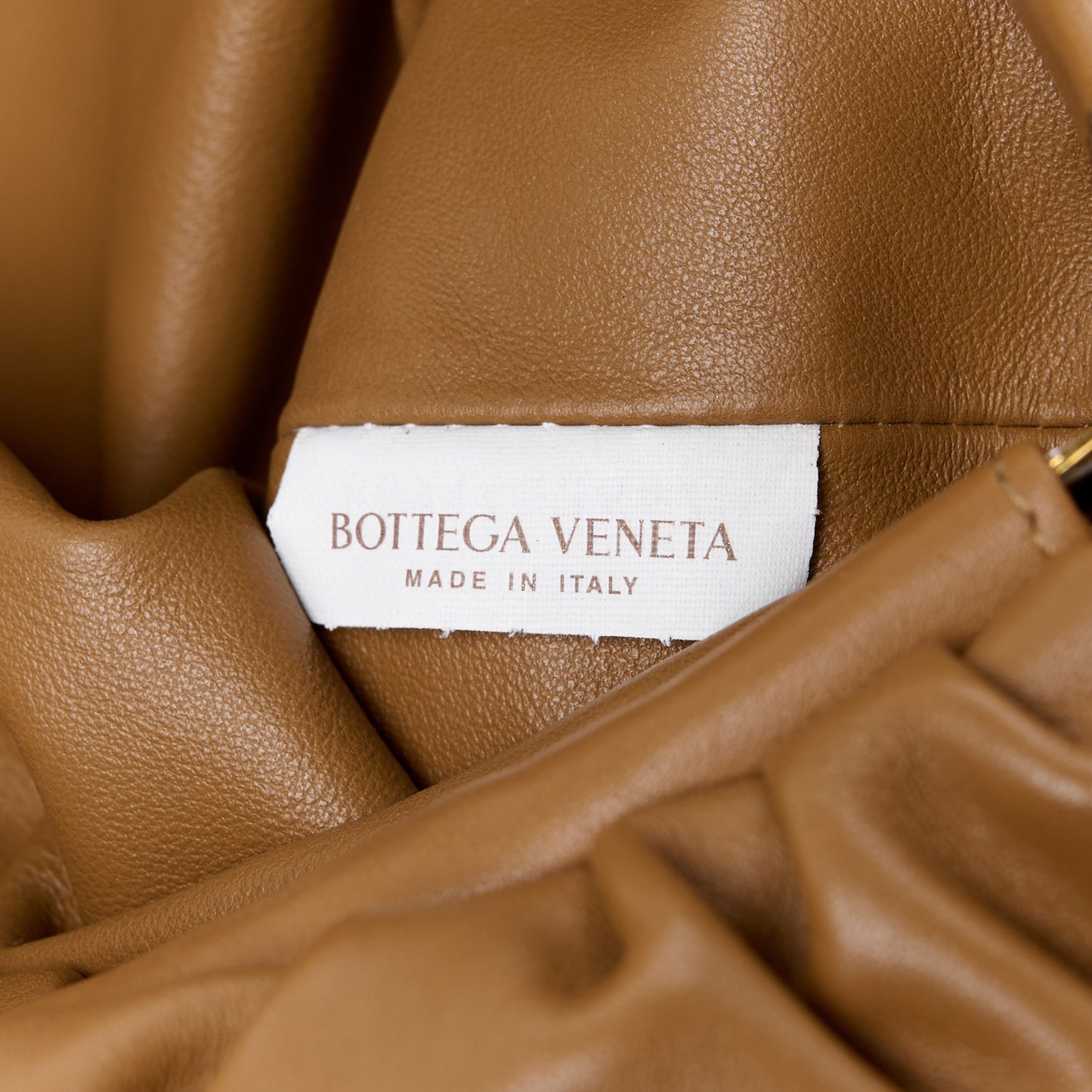 Calfskin The Pouch Chain Teak