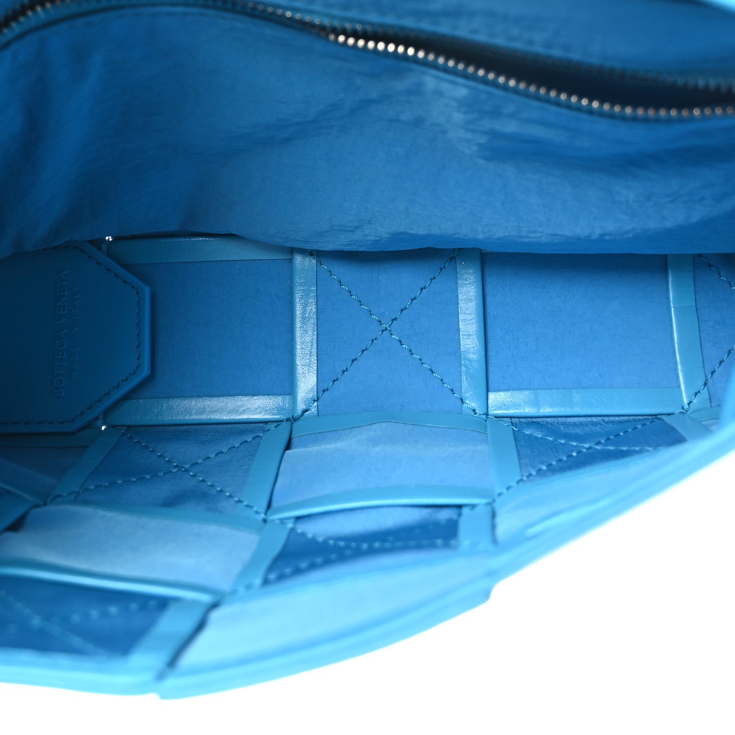 Paper Calfskin Maxi Intreccio Cassette Crossbody Bag Pool