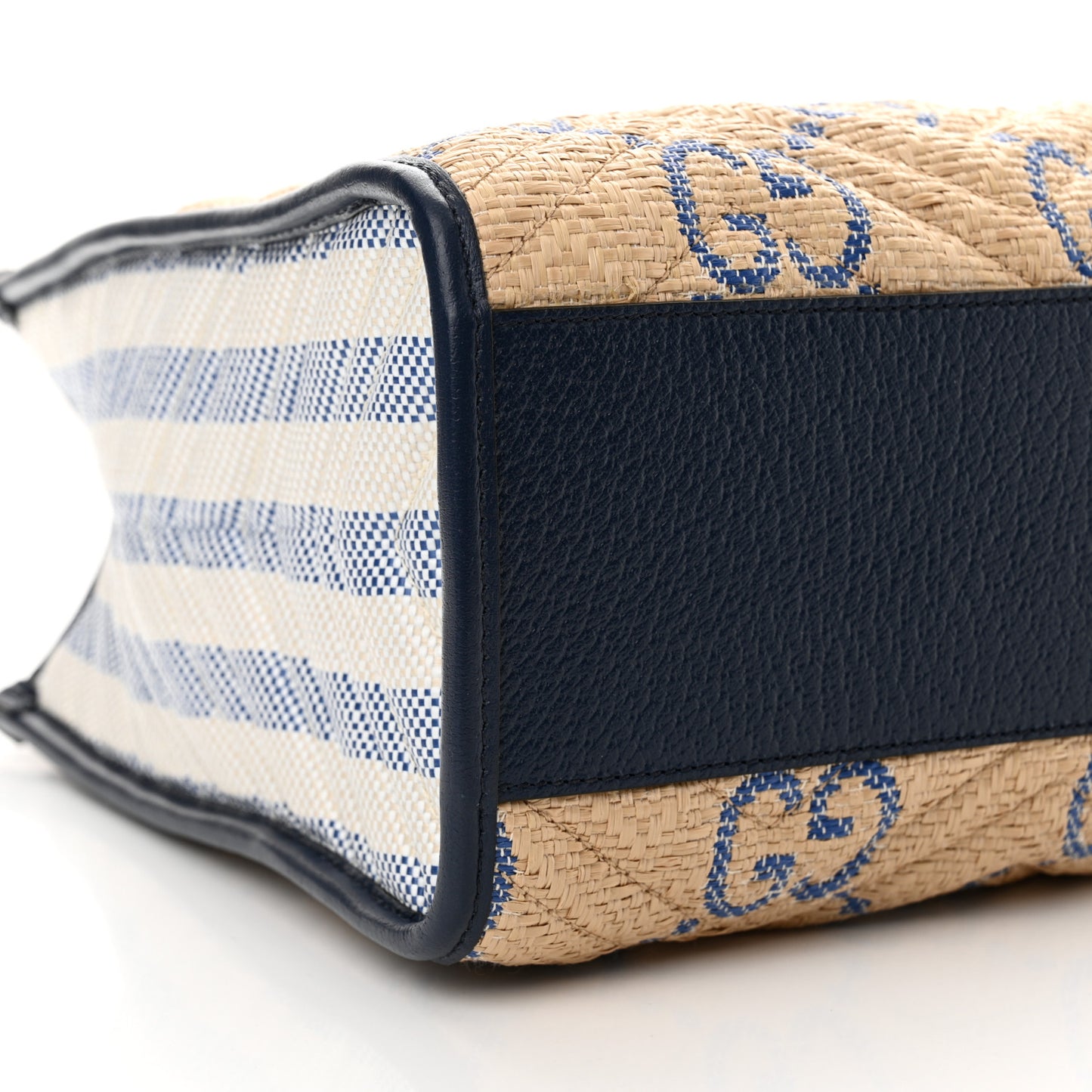 Raffia GG Monogram Matelasse Medium GG Marmont Shoulder Tote Natural Royale Off White