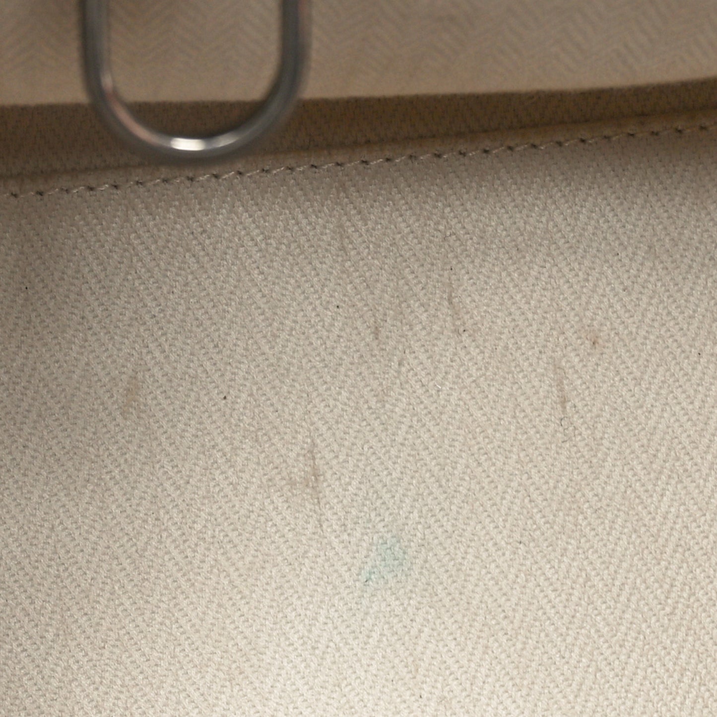 Matte Grained Calfskin Soft Margaux 12 Silk