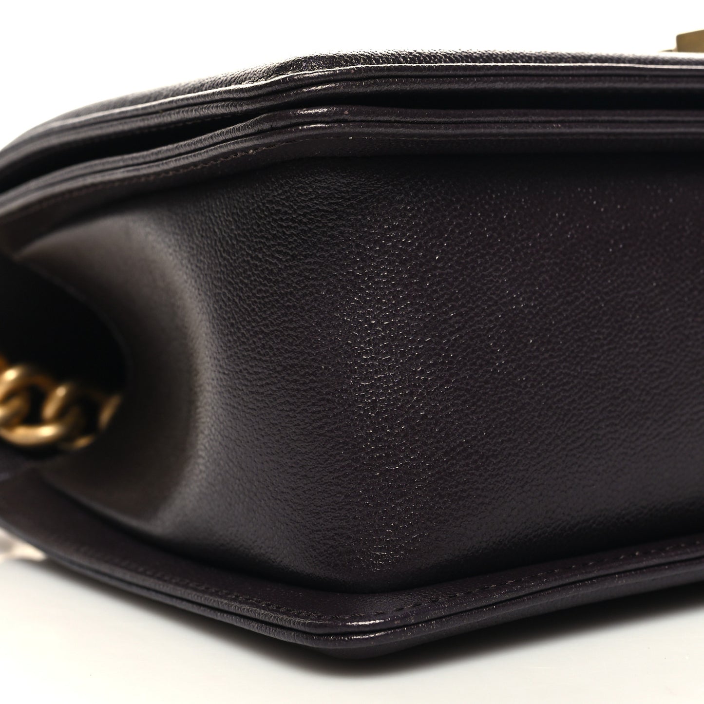 Caviar Quilted Medium Boy Flap Dark Purple
