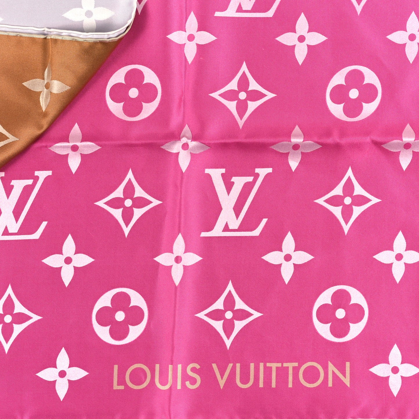 Louis Vuitton Silk Carre 90 Aurora Fuchsia