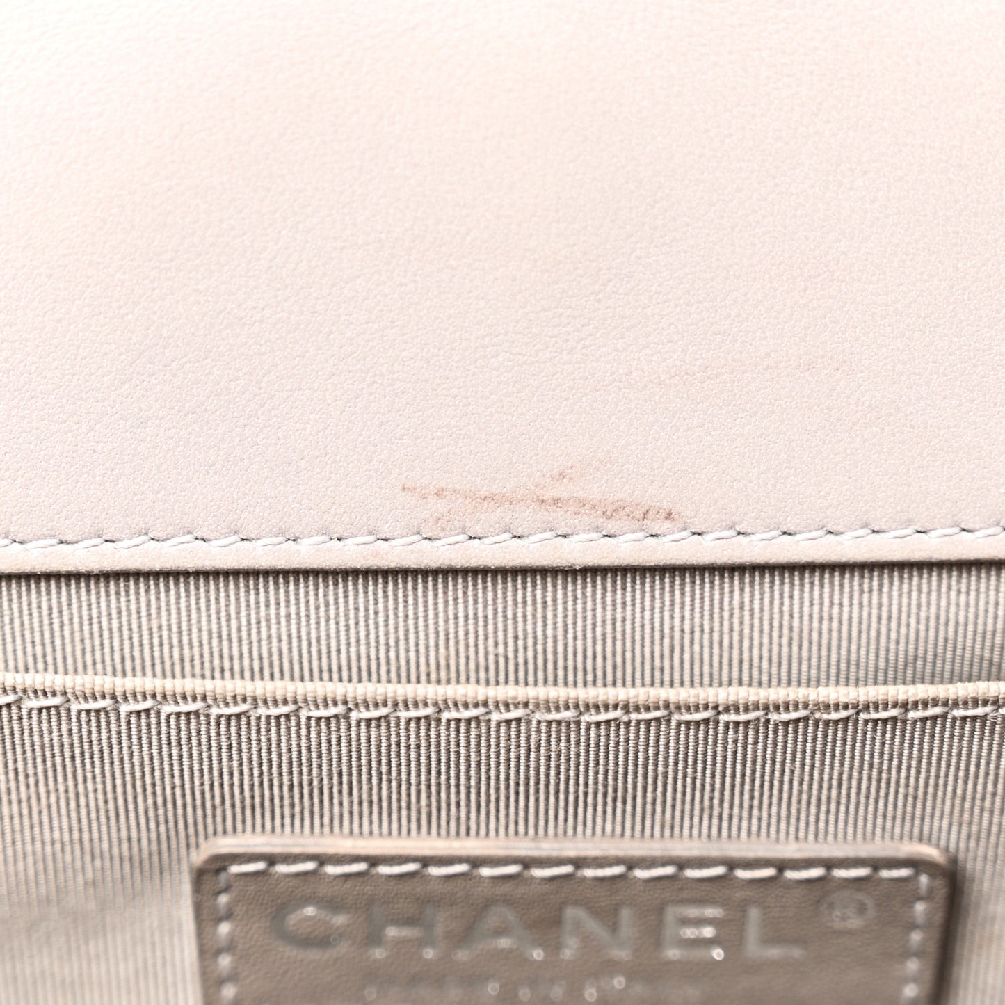 Lambskin Quilted Medium Boy Flap Grey