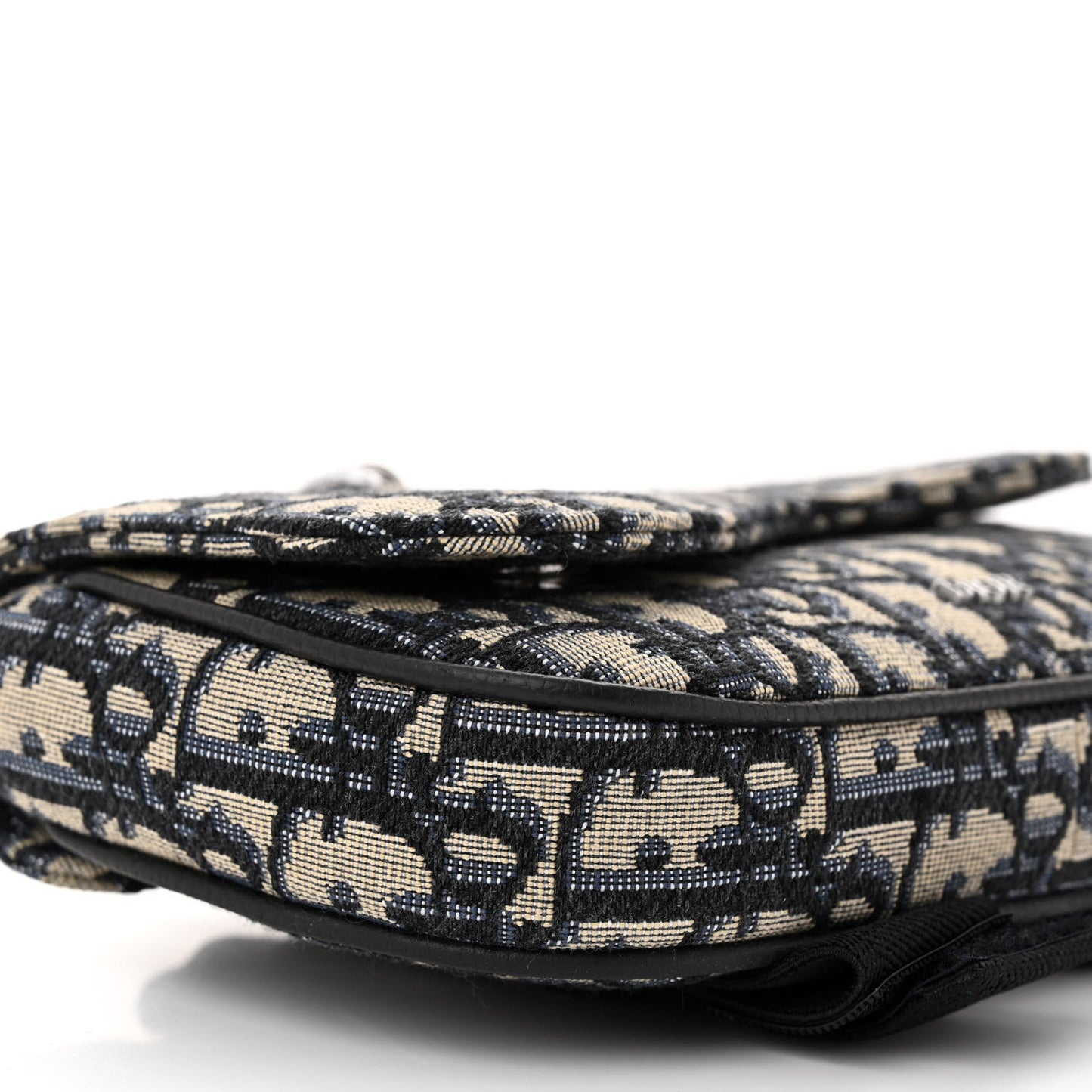 Oblique Arm Pouch Blue
