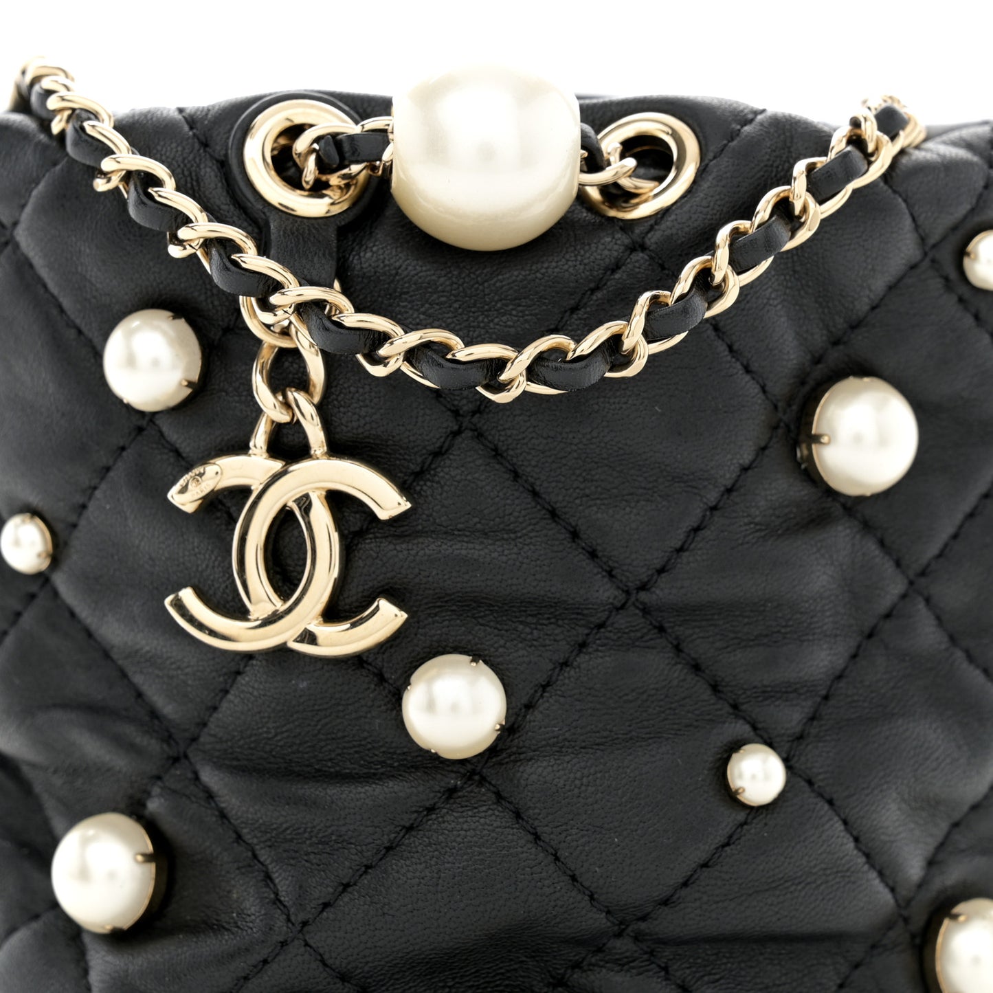 Lambskin Quilted Pearl Mini About Pearls Drawstring Bag Black