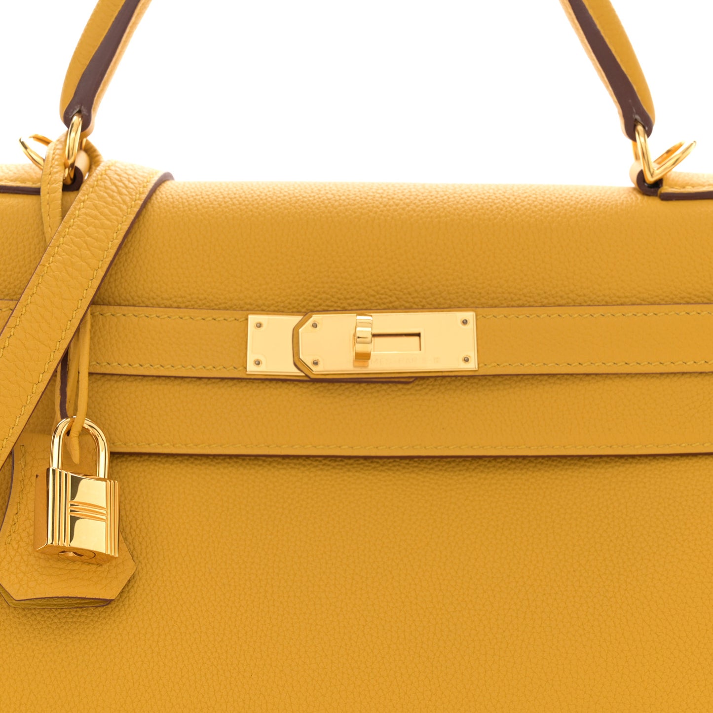 Togo Kelly Retourne 32 Jaune Ambre