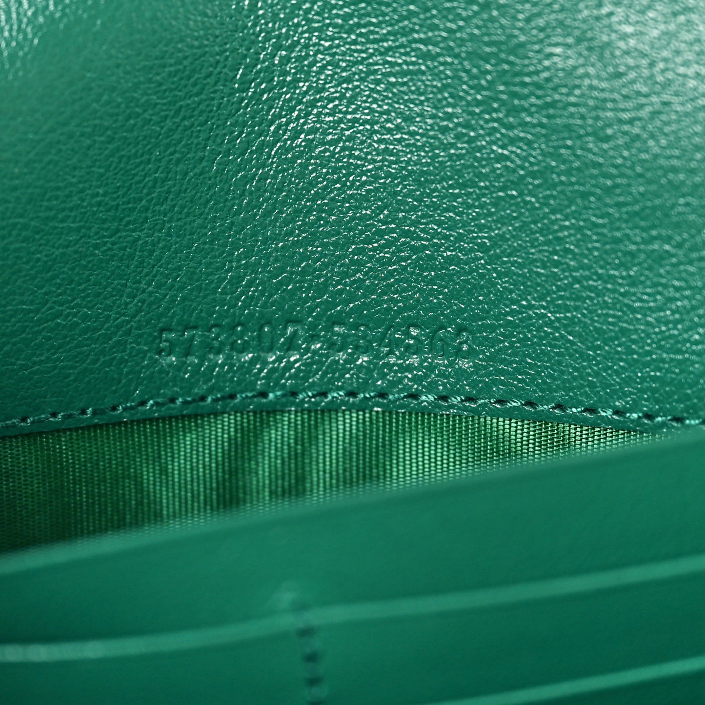 Azalea Calfskin Enamel Matelasse Diagonal Torchon GG Marmont Chain Wallet New Shamrock Emerald