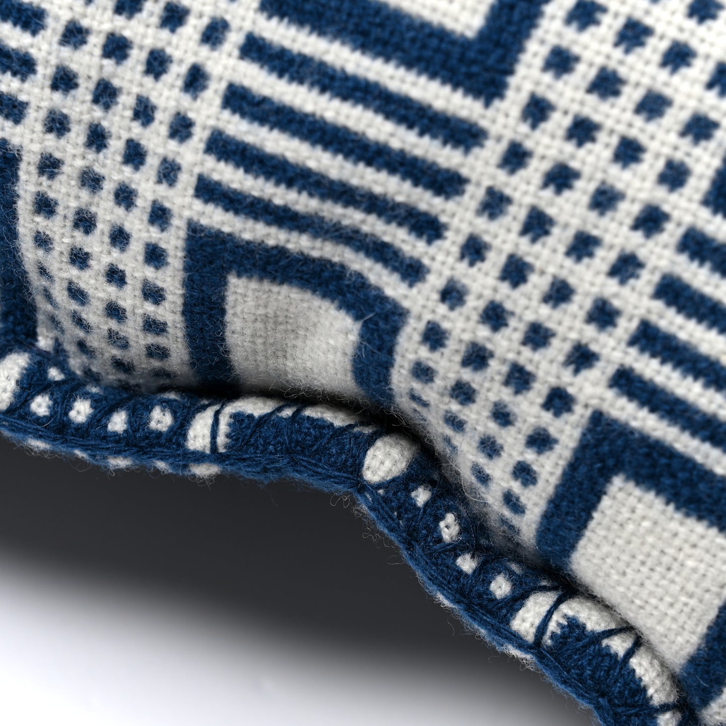 Twill D H Infini Pillow Blue