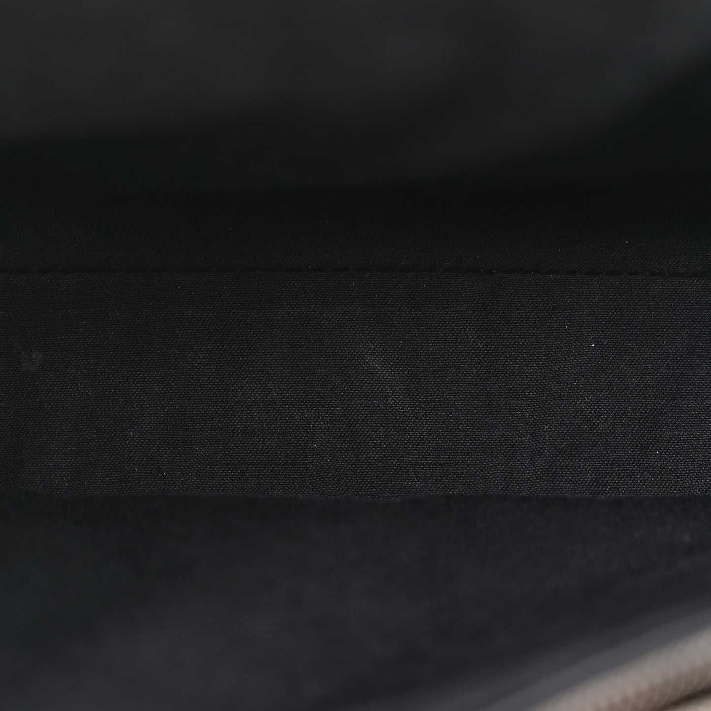 Vitello Elite Apple Charm Petite 2Jours Tote Black