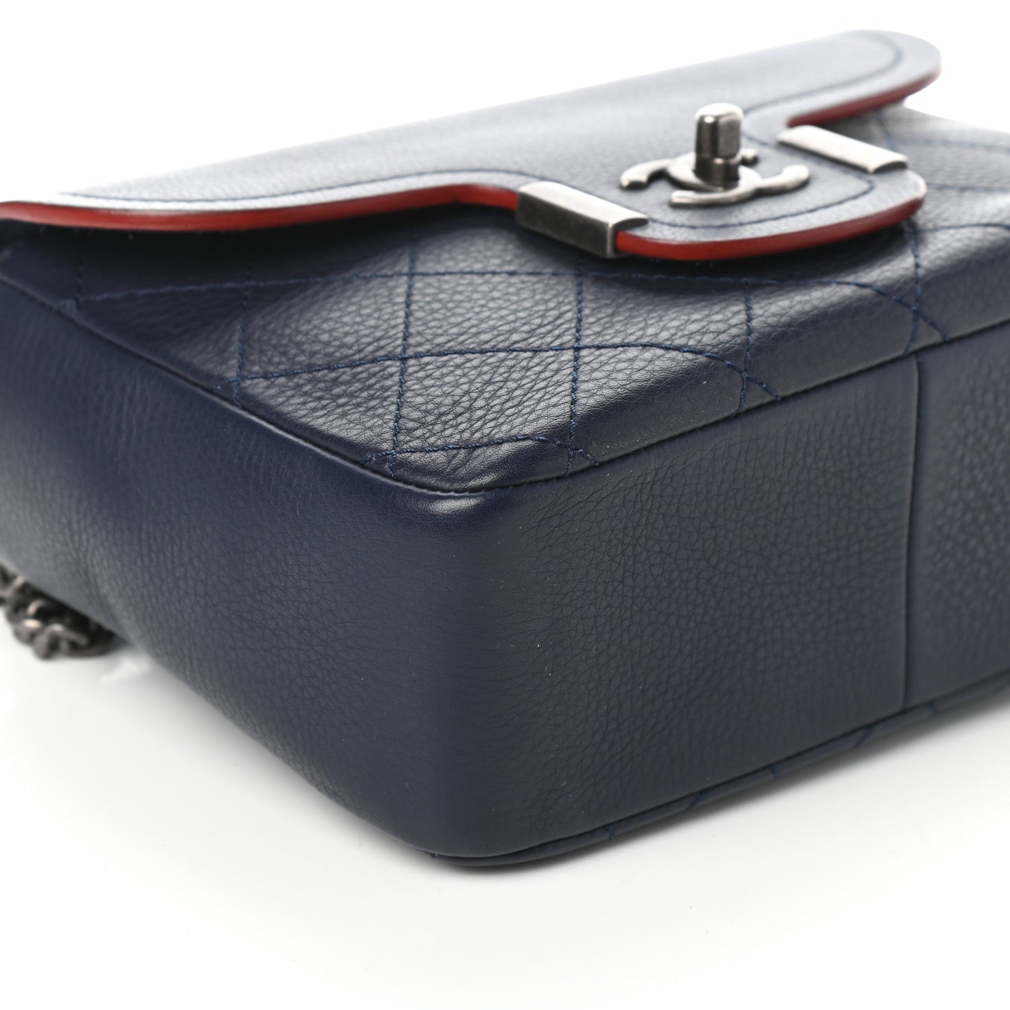 Grained Calfskin Archi Chic Flap Navy